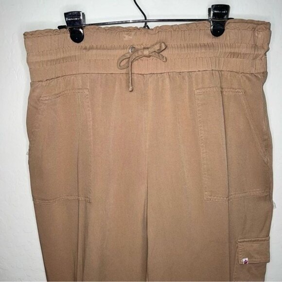 Juicy Couture Womens Cargo Jogger Pants XXL Beige Rayon Relaxed Style - Picture 4 of 9